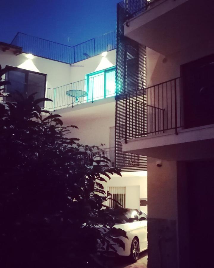 New Marina Apartments ตอร์รีเดลเบนาโก ภายนอก รูปภาพ